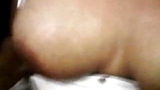 उसने टॉयलेट में फूहड़ ले लिया और शुक्राणु पोर्न डाला