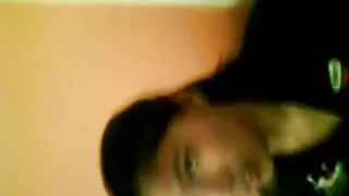 दाढ़ी वाले आदमी ने वेश्या की चूत को चाट लिया और बिना किसी हिचकिचाहट के डिक को उसकी मुंडा चूत में डाल दिया