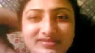 भला आप ऐसी रसदार नौकरानी की पोर्न कैसे नहीं चोद सकते