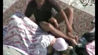 उत्कृष्ट पत्नी की बहन की चुदाई जबकि वह पोर्न सोती थी