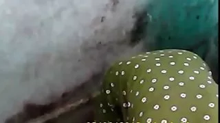 एक रूसी किशोर अश्लील के मुंह में बेकार है