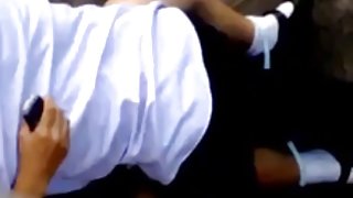 लालची busty वो साले कुईन्ने अपने आम प्रेमी अश्लील के साथ अपने पति से गुप्त में गड़बड़ कर दिया