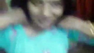 गोरा उसके प्रेमी के शक्तिशाली डिक अश्लील बेकार है
