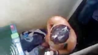 लुटेरों ने सारे पैसे ले लिए और उस गरीब लड़की की अश्लील चुदाई की