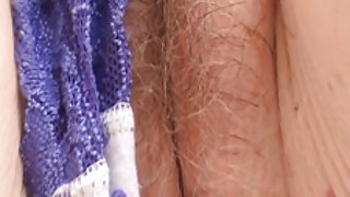 सबसे अच्छी गर्लफ्रेंड ने गधे को एक अनुभवी पोर्न स्टालियन में सेक्स दिया