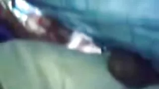 बस्टी रेडहेड नर्स रोगी की पोर्न योनी का इलाज करती है