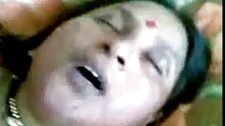 रसदार रिसर रूसी फूहड़ और अश्लील समाप्त हो गया